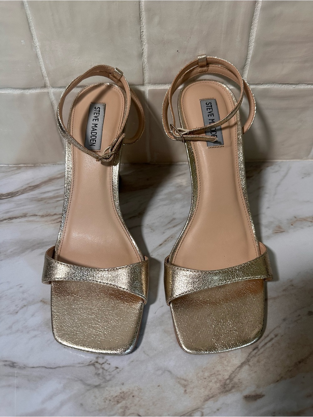 Steve Madden Gold Heels. Size 9